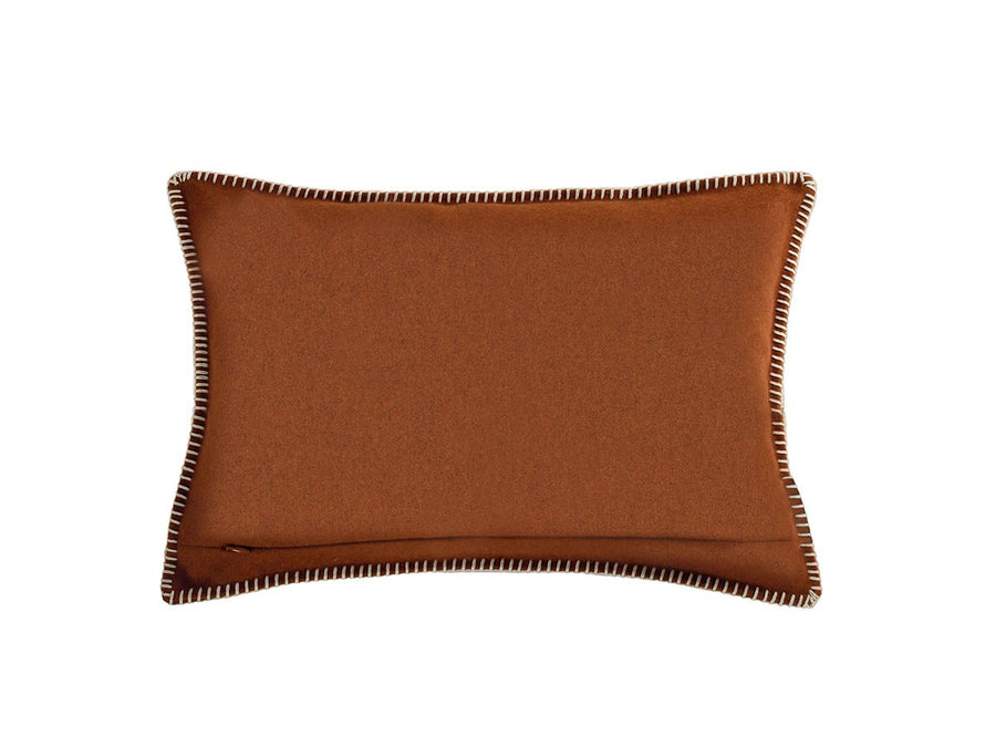 Alienor Cushion