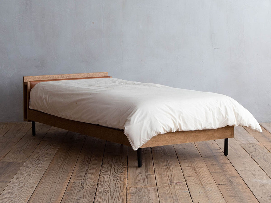 HUNT BED