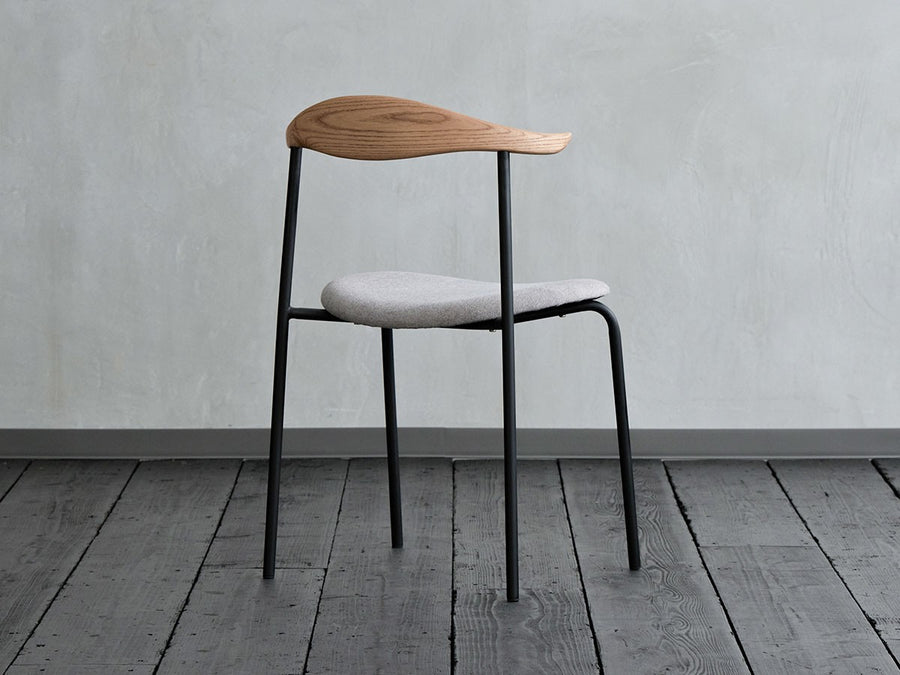 ATOM CHAIR