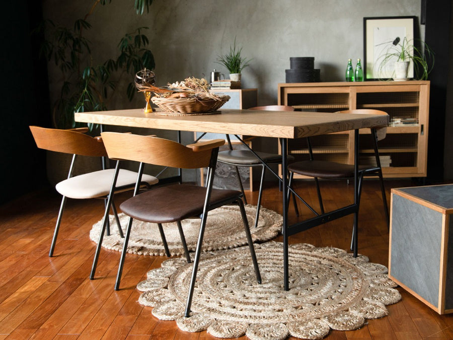 sine dining table 1600