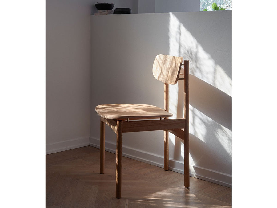 Vester Chair