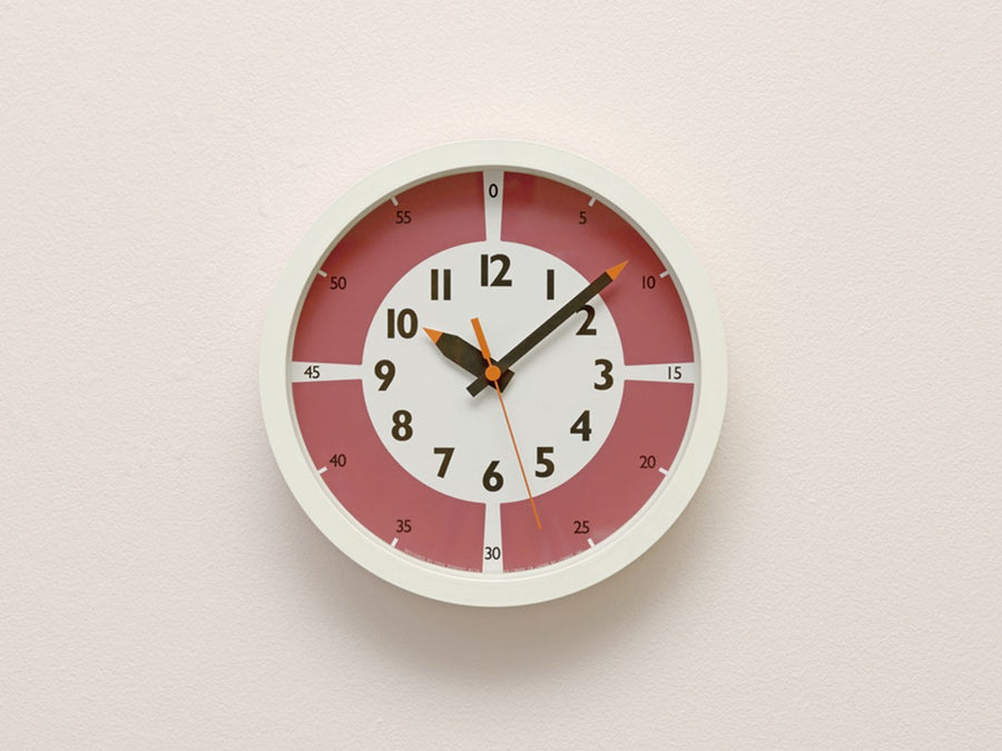 fun pun clock with color