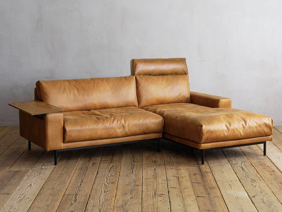 PLUTO SMALL COUCH SOFA