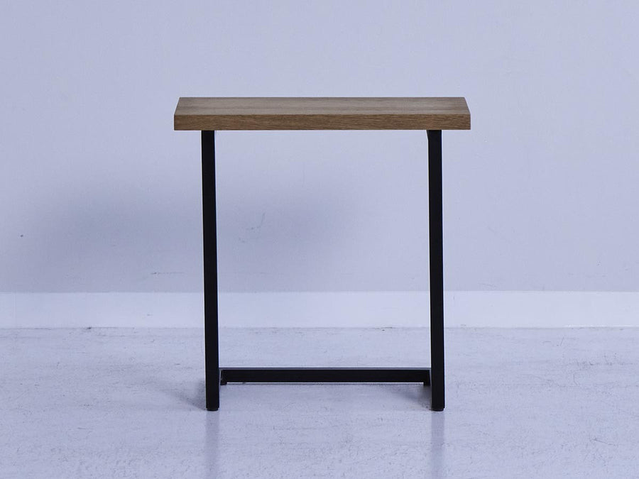 TOM SIDE TABLE