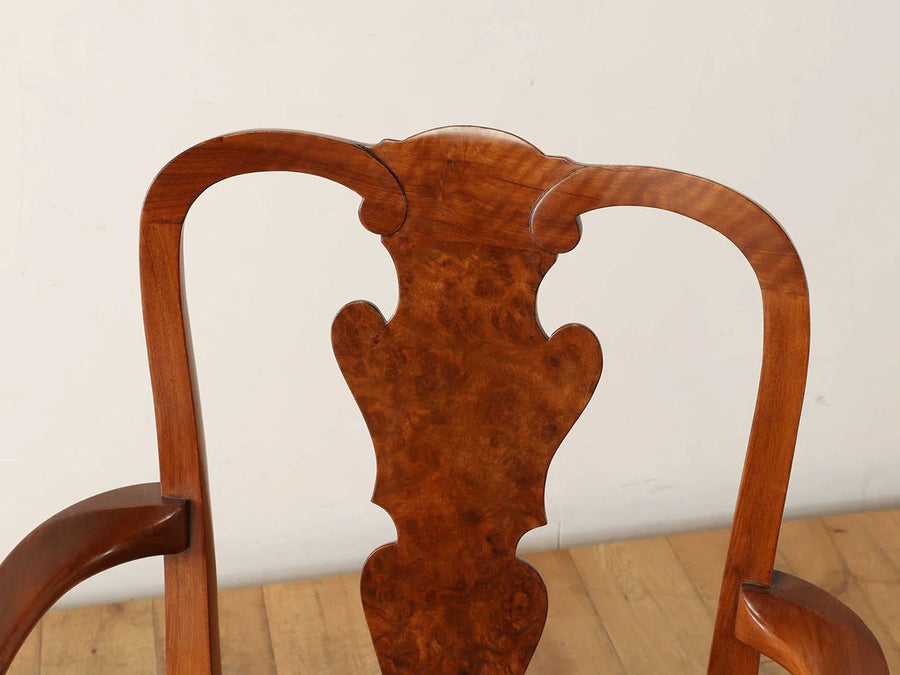 Real Antique Q/A Arm Chair